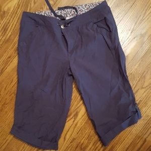 Columbia grey Capri pants